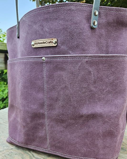 Canvas Tote in Cabernet