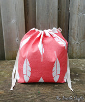 Feathers on Coral Print Divided Shawl Size Bag