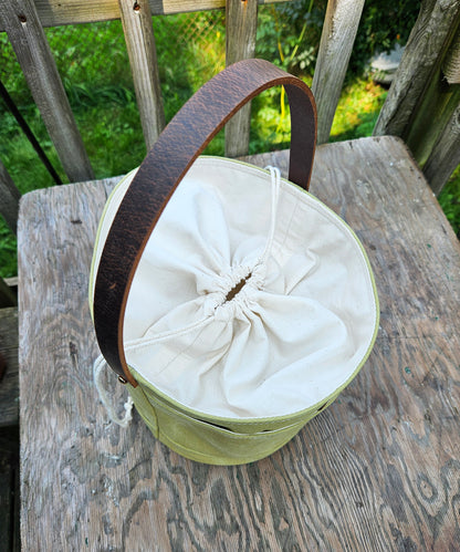 Canvas Bucket in Cabernet