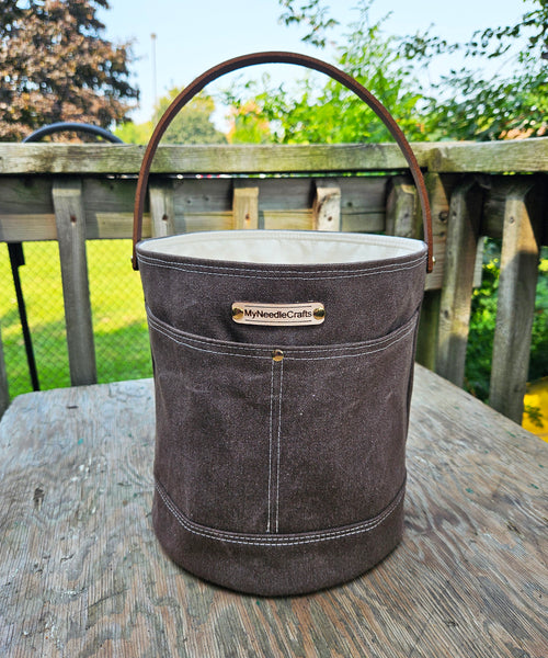 Canvas Bucket in Raisin