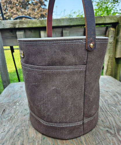 Canvas Bucket in Raisin