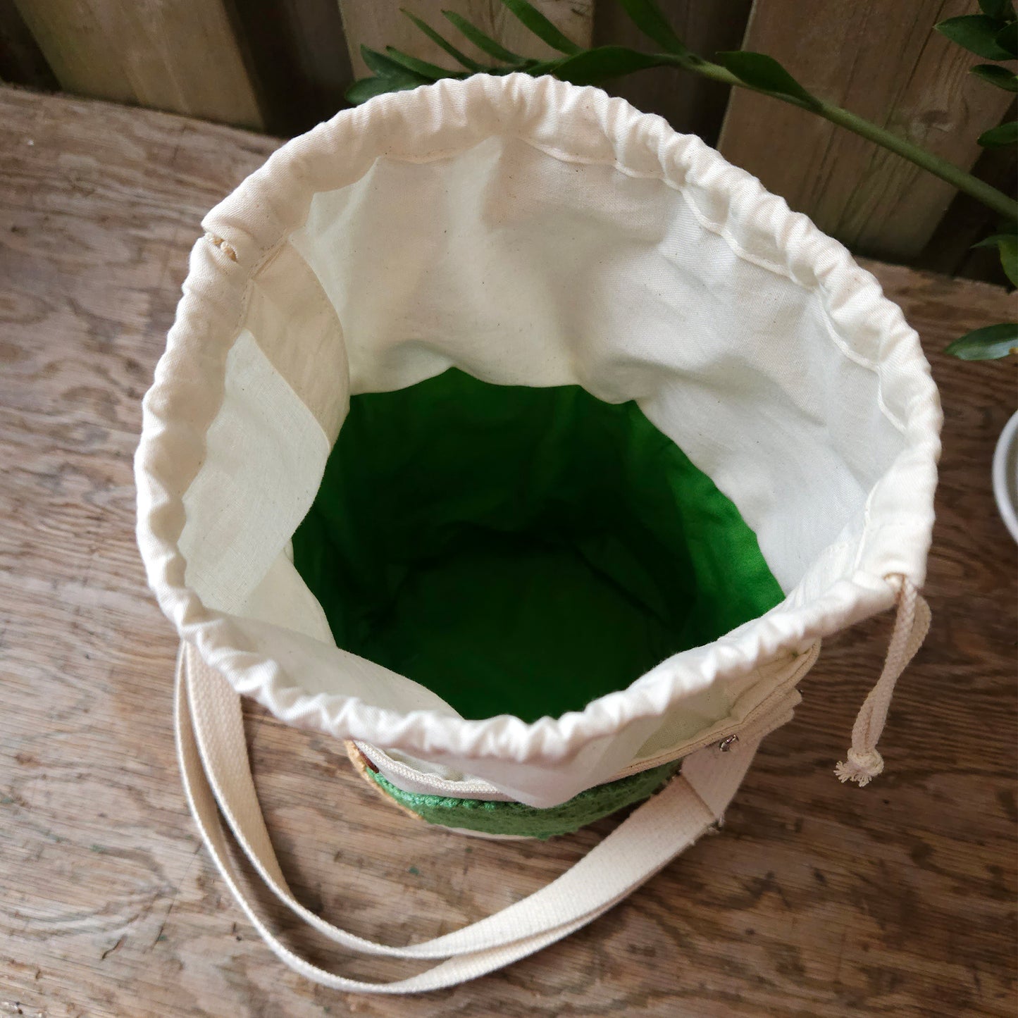 Project Bucket Bag – Crossbody Style - Green/Peach
