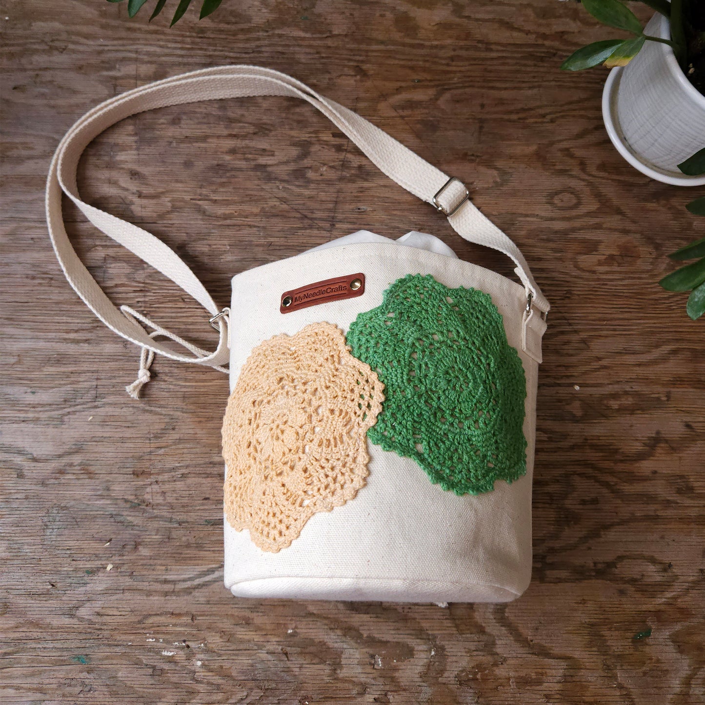 Project Bucket Bag – Crossbody Style - Green/Peach