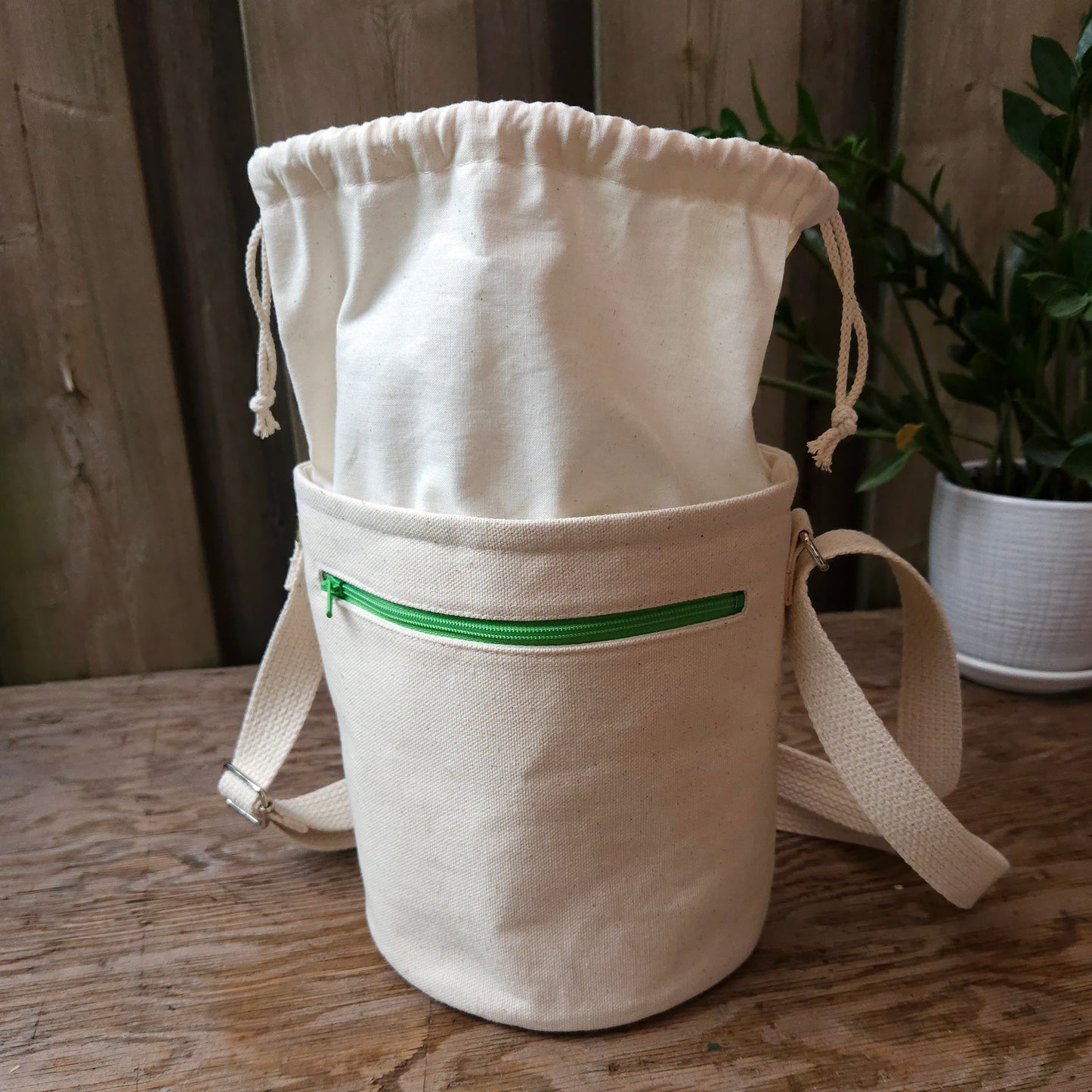 Project Bucket Bag – Crossbody Style - Green/Peach