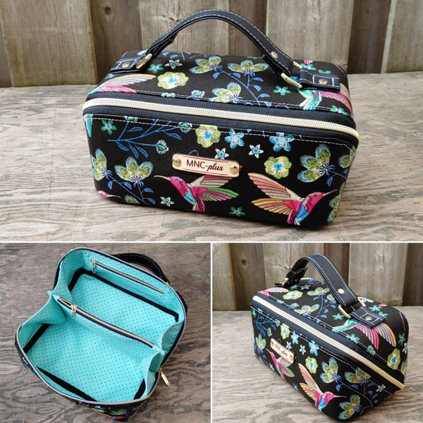 Zip and Go Pouch in Hummingbird Floral Vinyl