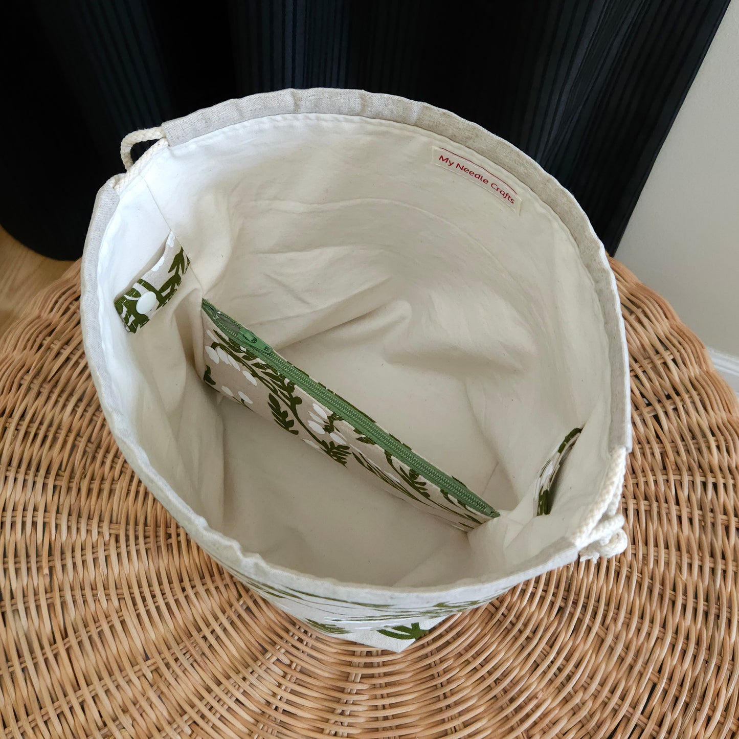 Green Vines Print Linen Divided Shawl Size Bag