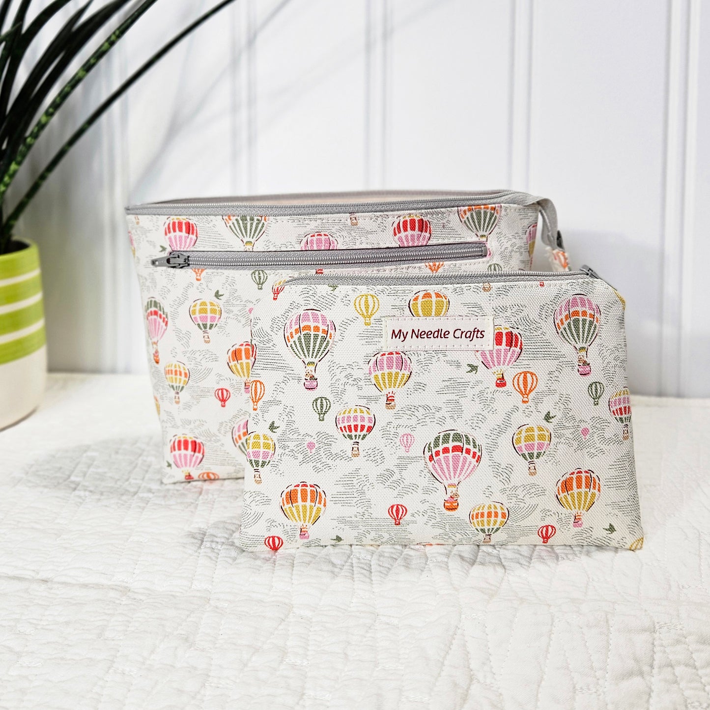 Balloon print Interchangeable Needle Organizer