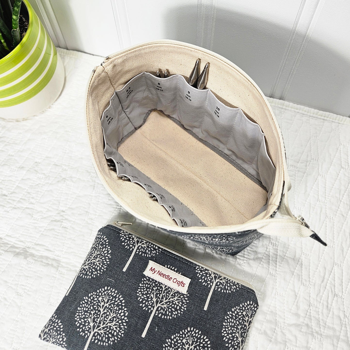 Grey Trees print Interchangeable Needle Organizer