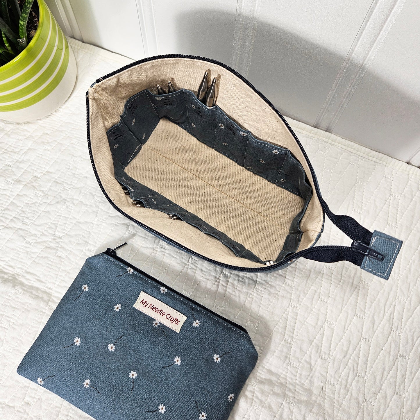 Mini flower print Interchangeable Needle Organizer
