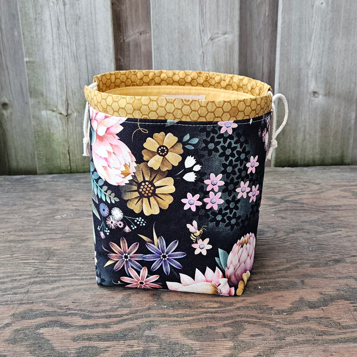 Honey Bloom Bee Print Divided Sock Size Knitting Bag