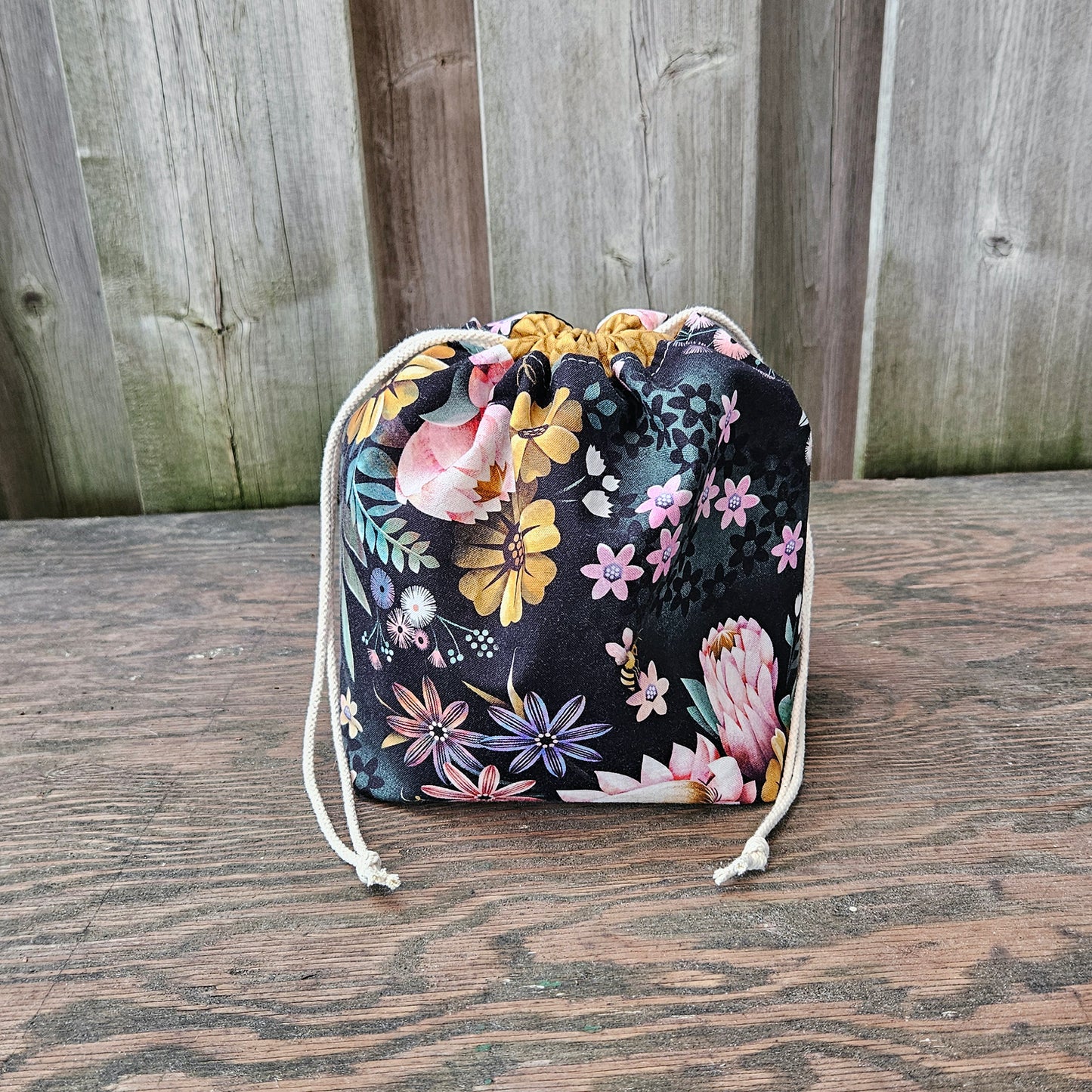 Honey Bloom Bee Print Divided Sock Size Knitting Bag
