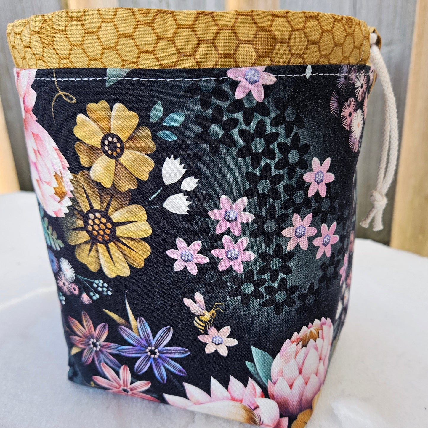 Honey Bloom Bee Print Divided Sock Size Knitting Bag