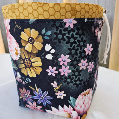 Honey Bloom Bee Print Divided Sock Size Knitting Bag