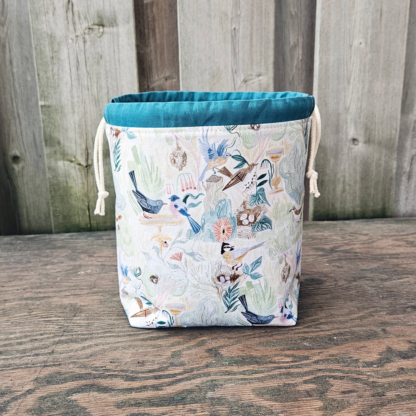 Backyard Birds Print Divided Sock Size Knitting Bag