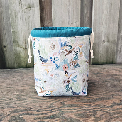 Backyard Birds Print Divided Sock Size Knitting Bag