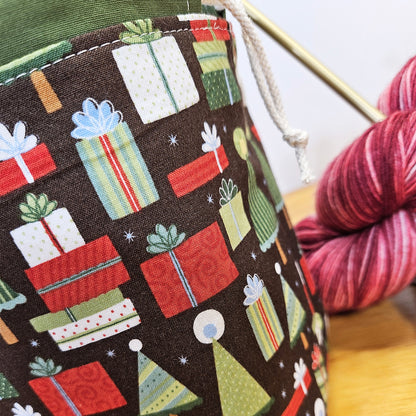Holiday Gifts Print Divided Sock Size Knitting Bag