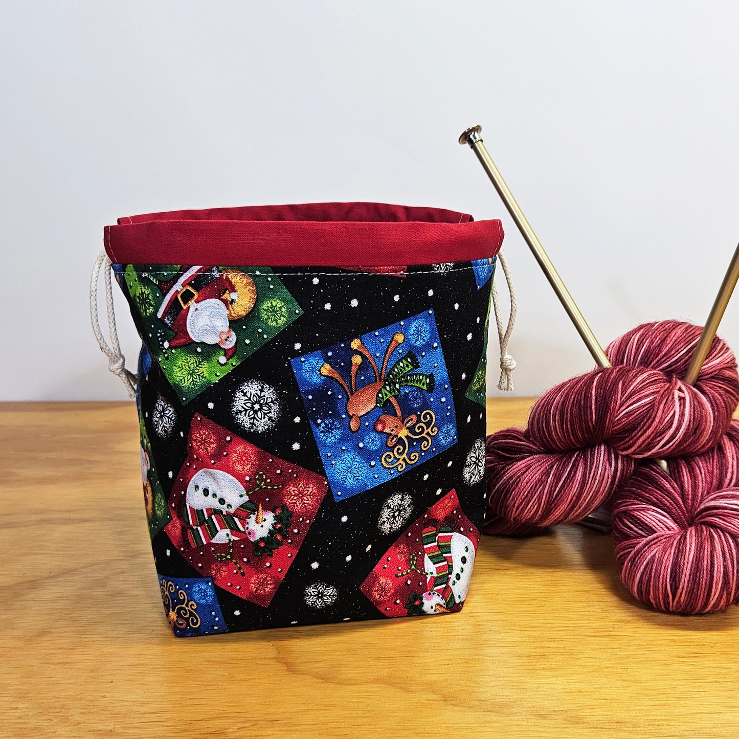 Sparkly Christmas Print Divided Sock Size Knitting Bag