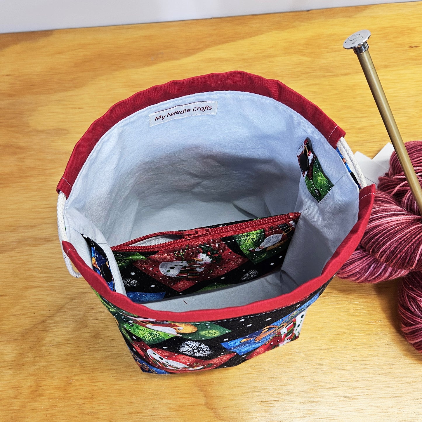 Sparkly Christmas Print Divided Sock Size Knitting Bag