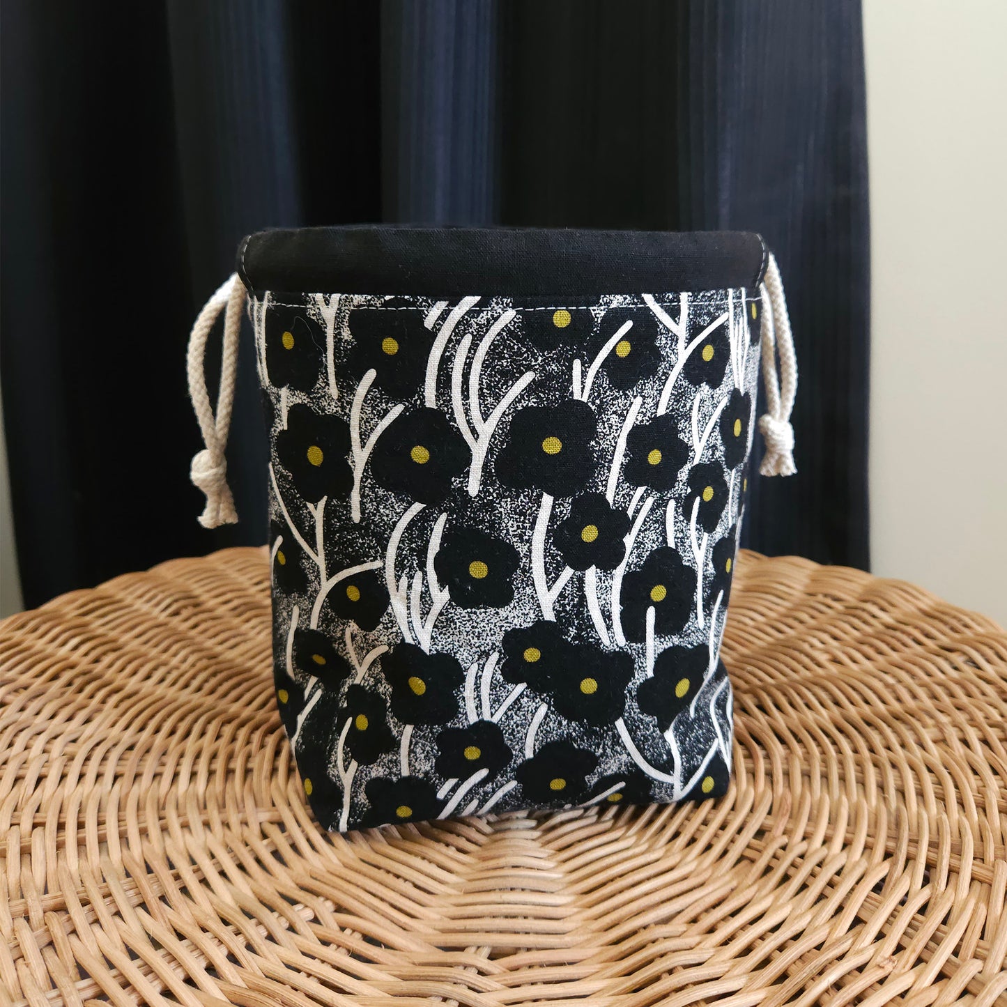 Black Flowers Print Linen Divided Sock Knitting Bag