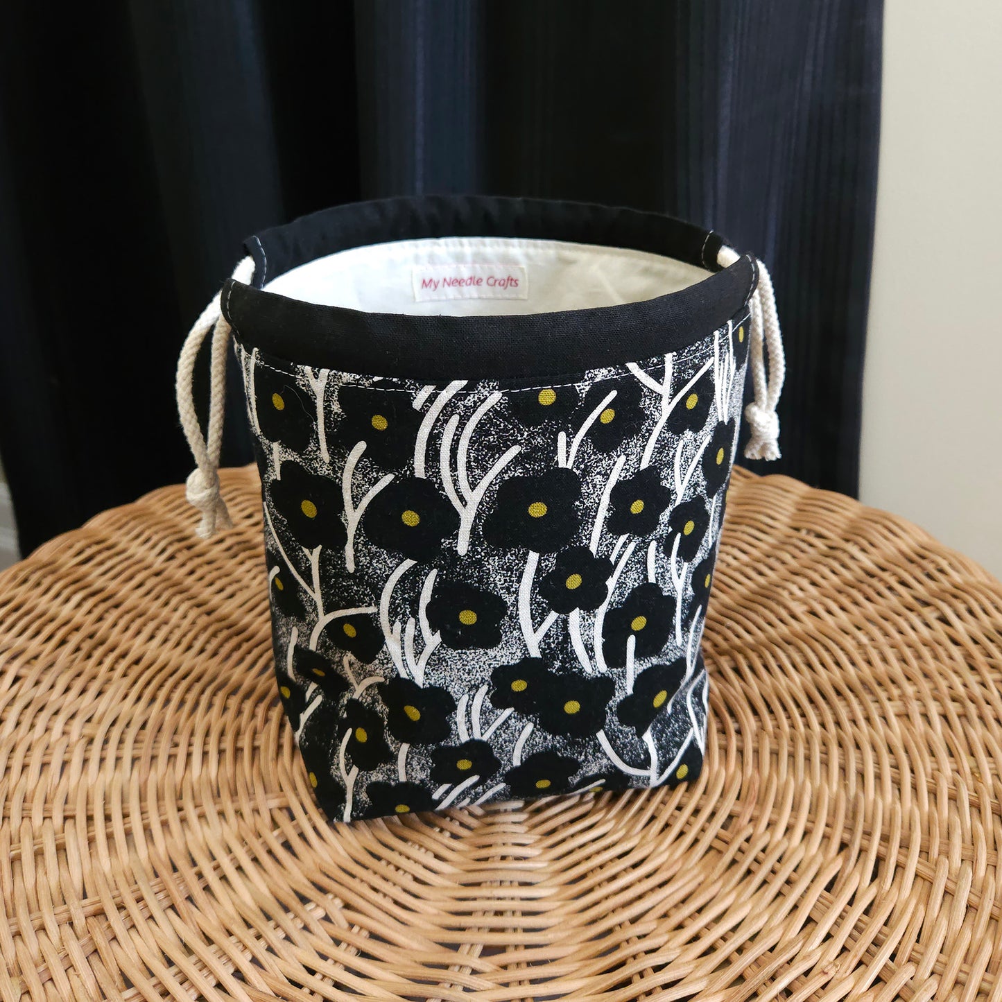 Black Flowers Print Linen Divided Sock Knitting Bag