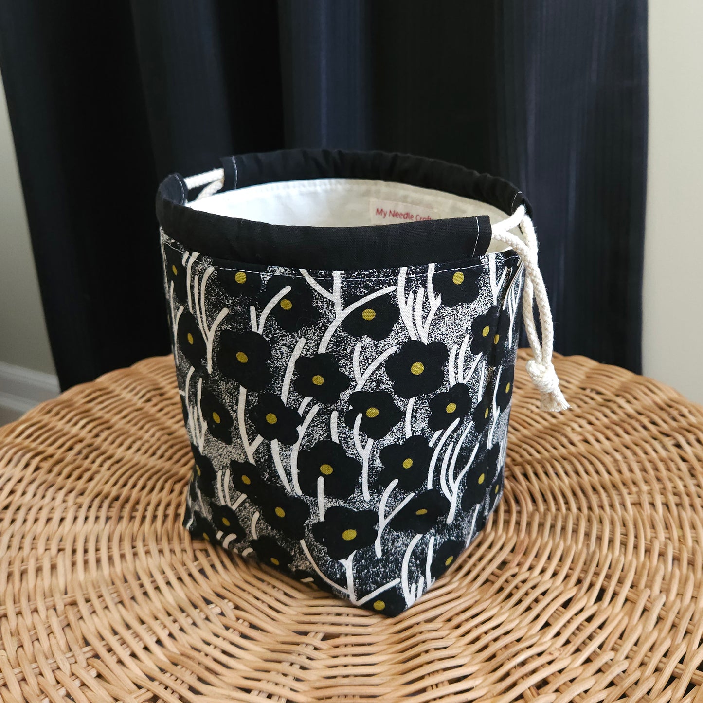 Black Flowers Print Linen Divided Sock Knitting Bag