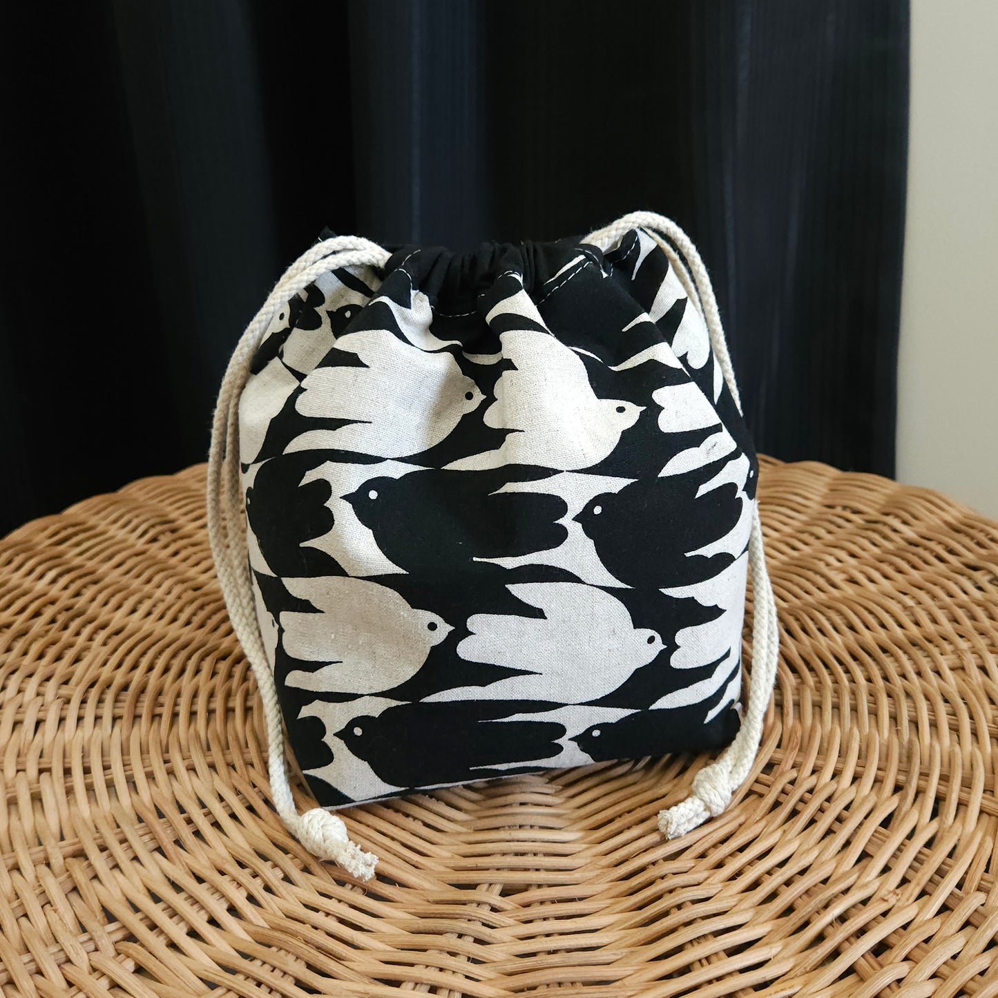 Swallow Print Linen Divided Sock Knitting Bag