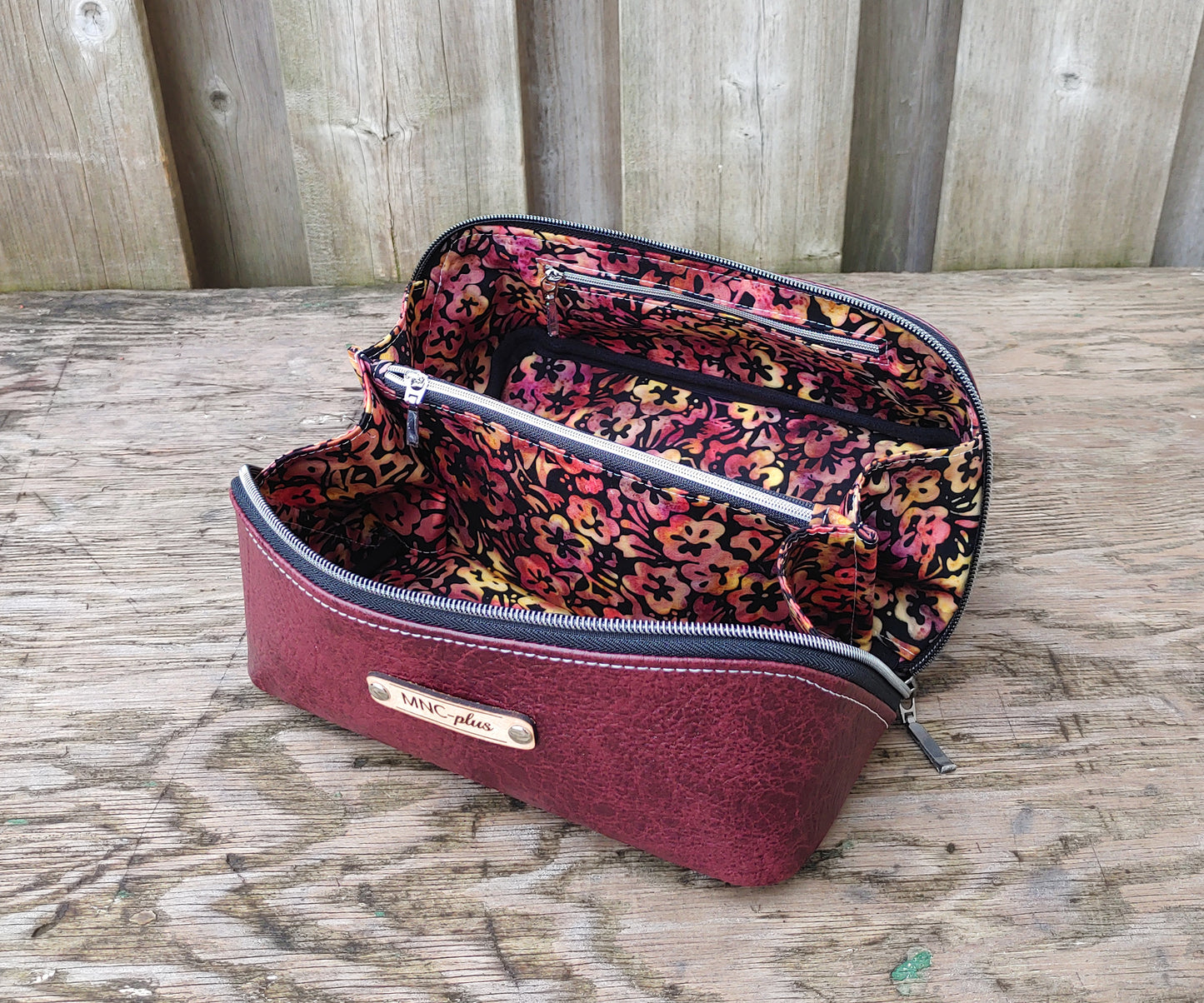 SM Zip and Go  Notion Pouch in Deep Red Vinyl