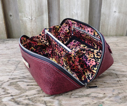 SM Zip and Go  Notion Pouch in Deep Red Vinyl