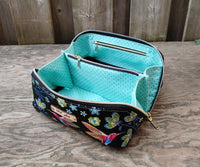 Zip and Go  Pouch in Hummingbird Floral Vinyl