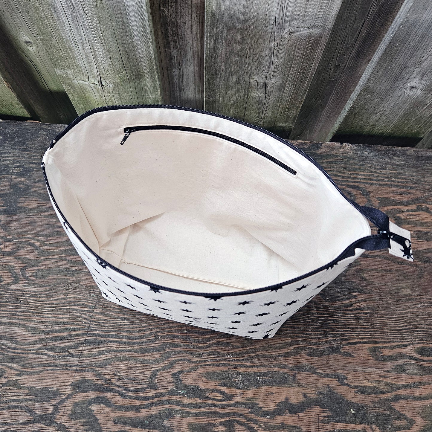 Black Stars print Shawl Size Wedge Bag