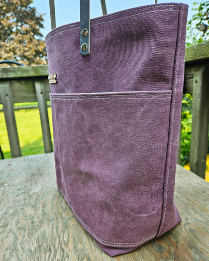 Canvas Tote in Cabernet