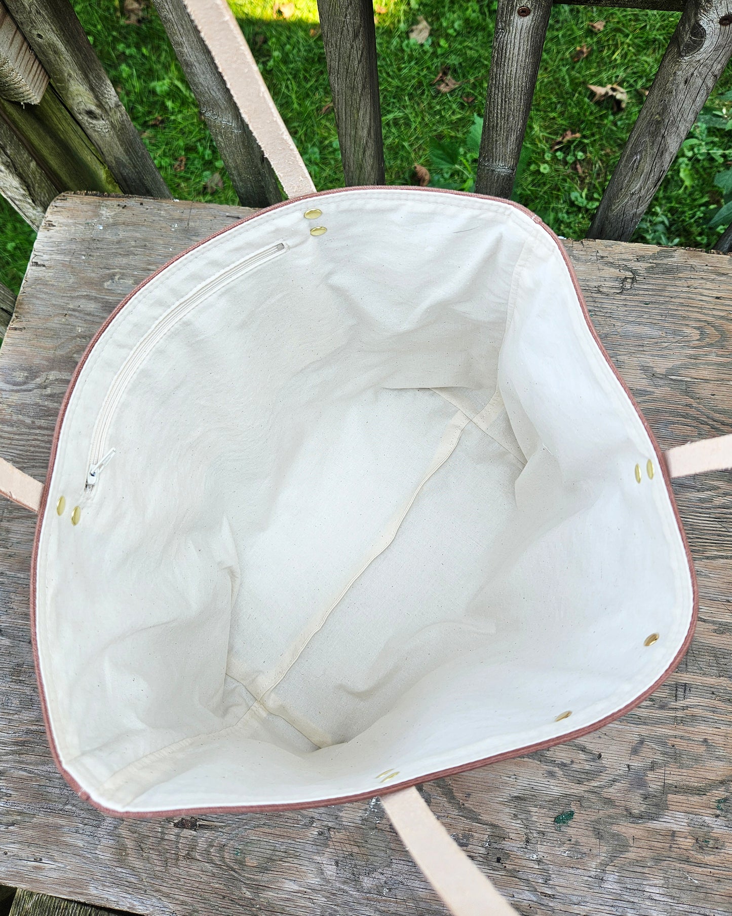 Canvas Tote in Urban Chic