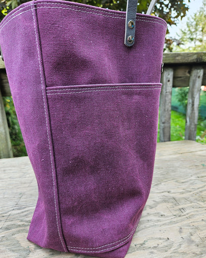 Canvas Tote in Night Shade
