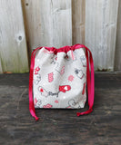 Merry Mittens Christmas Print Divided Sock Size Knitting Bag