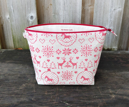Christmas Xstitch Print Sock Size Wedge Bag