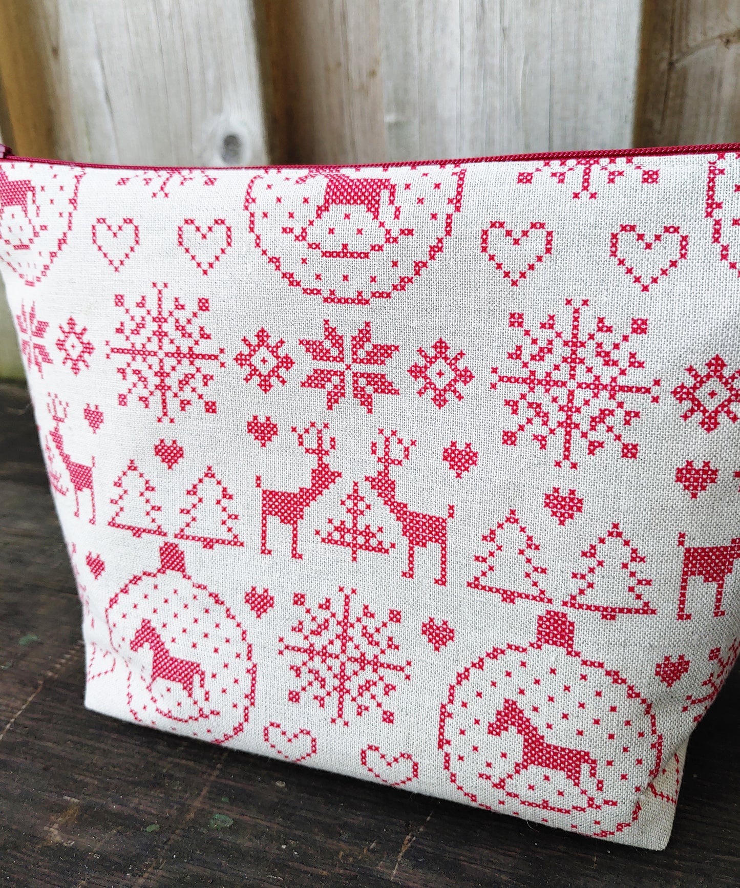 Christmas Xstitch Print Sock Size Wedge Bag